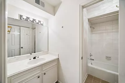 3902 Holder Forest Drive, Houston, TX 77088 - Photo 34
