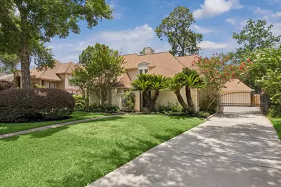 3902 Holder Forest Drive, Houston, TX 77088 - Photo 2