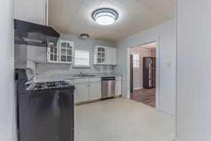 1310 Brazos St, Hempstead, TX 77445 - Photo 14