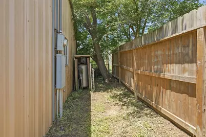1310 Brazos Street, Hempstead, TX 77445 - Photo 24