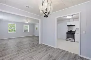 1310 Brazos St, Hempstead, TX 77445 - Photo 8