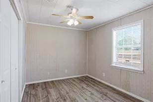 1310 Brazos St, Hempstead, TX 77445 - Photo 18