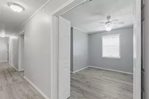 1310 Brazos St, Hempstead, TX 77445 - Photo 14