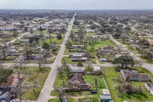 1310 Brazos St, Hempstead, TX 77445 - Photo 42