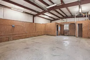 1310 Brazos St, Hempstead, TX 77445 - Photo 26