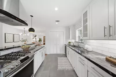 6441 Olympia Drive #121, Houston, TX 77057 - Photo 8