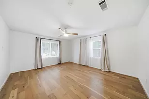6441 Olympia Dr, Houston, TX 77057 - Photo 16