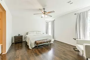 19323 Hollowlog Dr, Katy, TX 77449 - Photo 16