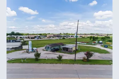 3650 5th Street, Stafford, TX 77477 - Photo 2
