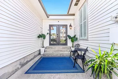 2302 Mike Gaido Boulevard, Galveston, TX 77550 - Photo 2