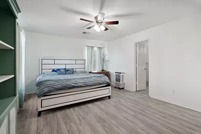 8006 Saffron Lane, Baytown, TX 77521 - Photo 20