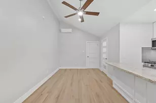 10930 White Thorn St, Houston, TX 77016 - Photo 8
