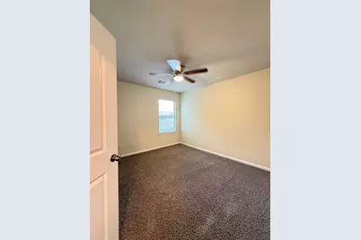 1134 Shadow Glenn Drive, Conroe, TX 77301 - Photo 8