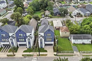 724 E 33rd St, Houston, TX 77022 - Photo 28