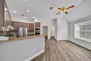 5918 Greenway Manor Ln, Spring, TX 77373 - Photo 10