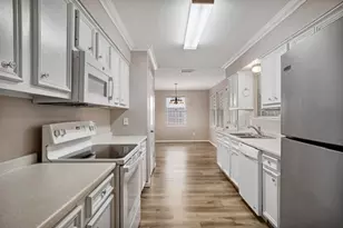 2002 Derby Dr, Conroe, TX 77303 - Photo 6