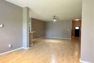 9510 Barr Spring Dr, Humble, TX 77396 - Photo 12