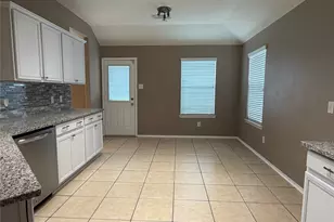 9510 Barr Spring Dr, Humble, TX 77396 - Photo 10