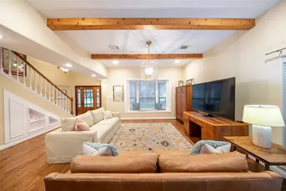 10 Featherfall Place, The Woodlands, TX 77381 - Photo 6