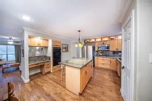 10 Feather Fall Pl, The Woodlands, TX 77381 - Photo 12