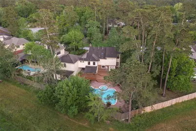 10 Featherfall Place, The Woodlands, TX 77381 - Photo 4