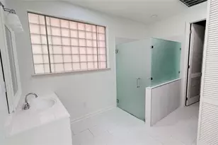 4601 Country Club View, Baytown, TX 77521 - Photo 14