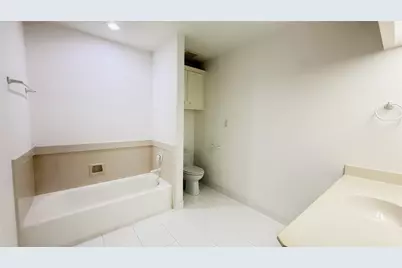 4601 Country Club View, Baytown, TX 77521 - Photo 24