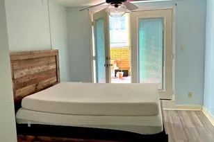 2606 Stanford St, Houston, TX 77006 - Photo 4