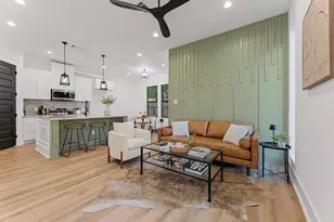 518 Clinton St, Conroe, TX 77301 - Photo 10