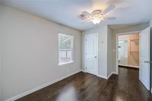 411 Waterfall Dr, Huffman, TX 77336 - Photo 12