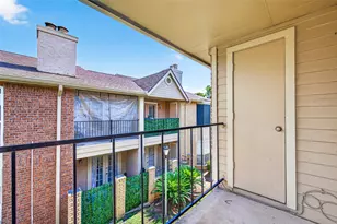 3600 Jeanetta St, Houston, TX 77063 - Photo 8