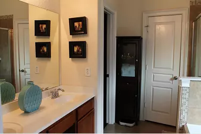 99 E Lasting Spring Circle, The Woodlands, TX 77389 - Photo 16