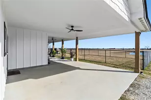 17637 Englin Rd, Winnie, TX 77665 - Photo 28