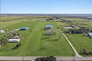 17637 Englin Rd, Winnie, TX 77665 - Photo 2