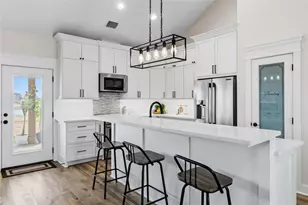 17637 Englin Rd, Winnie, TX 77665 - Photo 8