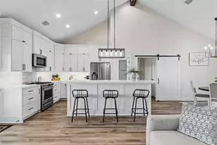 17637 Englin Rd, Winnie, TX 77665 - Photo 6