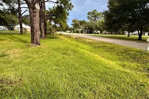 8208 Ash Rd, Texas City, TX 77591 - Photo 10