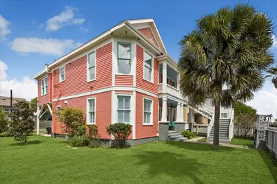 724 Broadway Street, Galveston, TX 77550 - Photo 2
