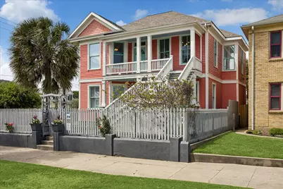 724 Broadway Street, Galveston, TX 77550 - Photo 1