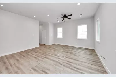 6519 Old Olive Tree Drive, Houston, TX 77091 - Photo 14