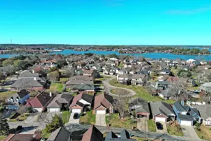 108 Cove Cir, Conroe, TX 77356 - Photo 50