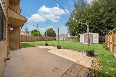 8915 Lakeside Forest Drive, Houston, TX 77088 - Photo 20