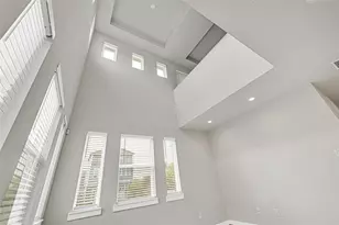 9431 Jutland Rd, Houston, TX 77033 - Photo 12