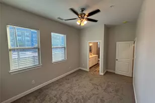 504 Nursery Rd, The Woodlands, TX 77380 - Photo 10