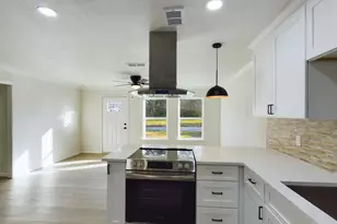 5260 Landry Ln, Beaumont, TX 77708 - Photo 6