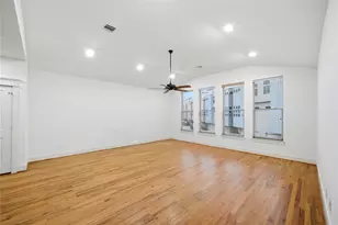 2323 Sperber Ln, Houston, TX 77003 - Photo 24