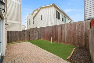 2323 Sperber Ln, Houston, TX 77003 - Photo 36