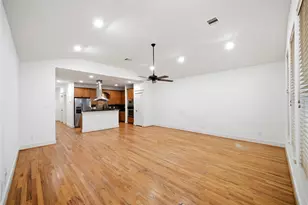 2323 Sperber Ln, Houston, TX 77003 - Photo 22