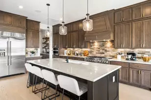28306 Woodland Crk Ct, Spring, TX 77386 - Photo 2