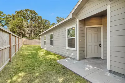 15841 Beechnut Dr, Montgomery, TX 77356 - Photo 16